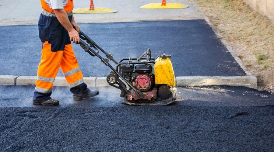 Professional gutter cleaning in Emlenton, PA
